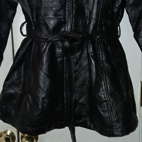 Navarre Leather Company vintage  genuine leather belted jacket Sz L NWOT - Picture 2 of 10
